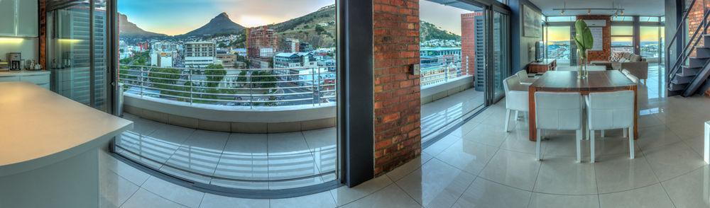 Penthouse Apartment *